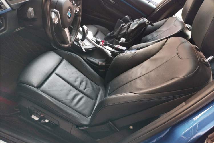 Used BMW 3 Series 2019 320i M Sport Package
