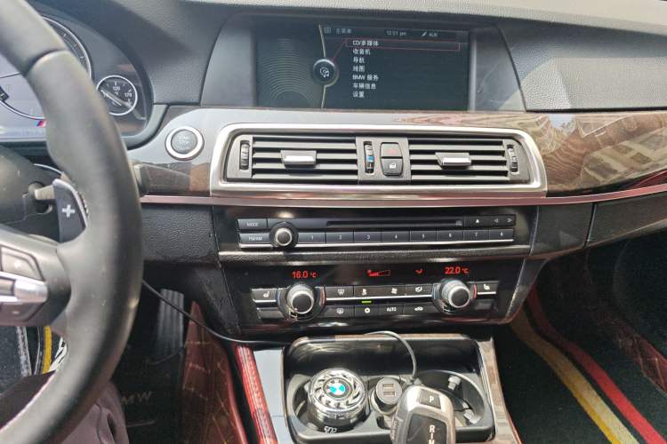 Used BMW 5 Series 2011 523Li Luxury Model
