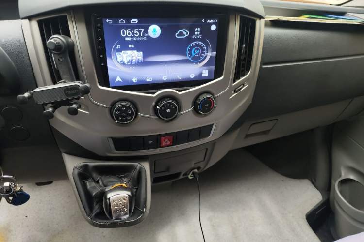 Used Dongfeng Yufeng P16 
