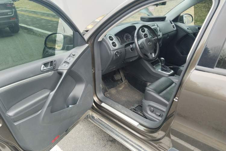 Used Volkswagen Tiguan L 2013 1.8 TSI Automatic Two-Wheel Drive Comfort Edition