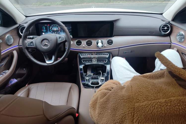 Used Mercedes-Benz E-Class 2016 E 300 L Luxury Model
