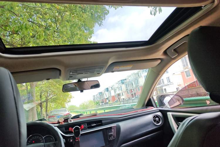 Used Toyota Levin 2017 Revised 185T CVT Elite Edition China V Standard
