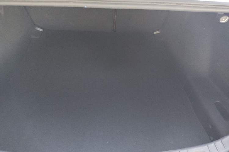 Used Mazda 3 Axela 2023 2.0L Automatic ZhiZhen Edition
