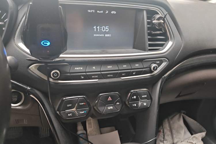 Used GAC Trumpchi GS4 2016 235T G-DCT Luxury Edition Audio And AC Panel