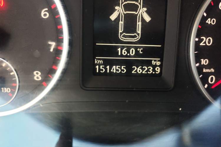 Used Volkswagen Tiguan 2013 1.8TSI Automatic All-Wheel-Drive Comfort Edition Odometer Close Up