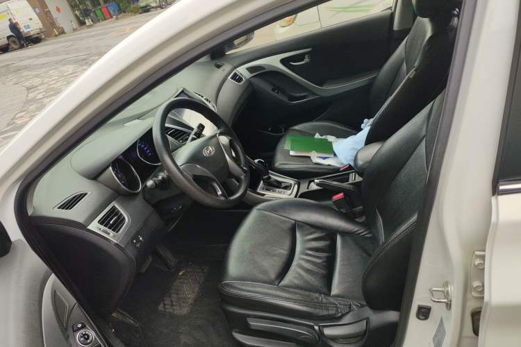 Used Hyundai Elantra (5th Generation / Langdong) 2015 1.6L Automatic Leading Model Left Front Seat