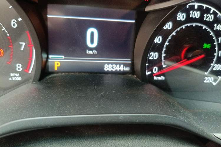 Used Chevrolet Monza 2020 320 Automatic Enjoyment Edition Odometer Close Up