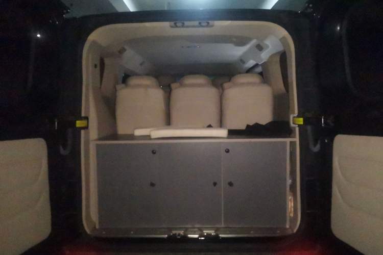 Used Iveco Fidato 2023 C30 Passenger Van 2.0T 110kW Automatic Xingtu Version Low Roof