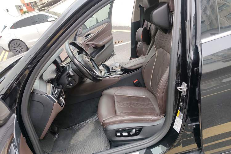 Used BMW 5 Series New Energy 2019 Updated 530Le Pioneer Edition Left Front Seat