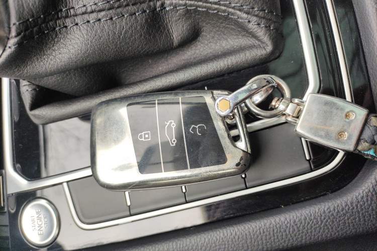 Used Volkswagen Magotan 2019 330TSI DSG Leading Model China VI Standard