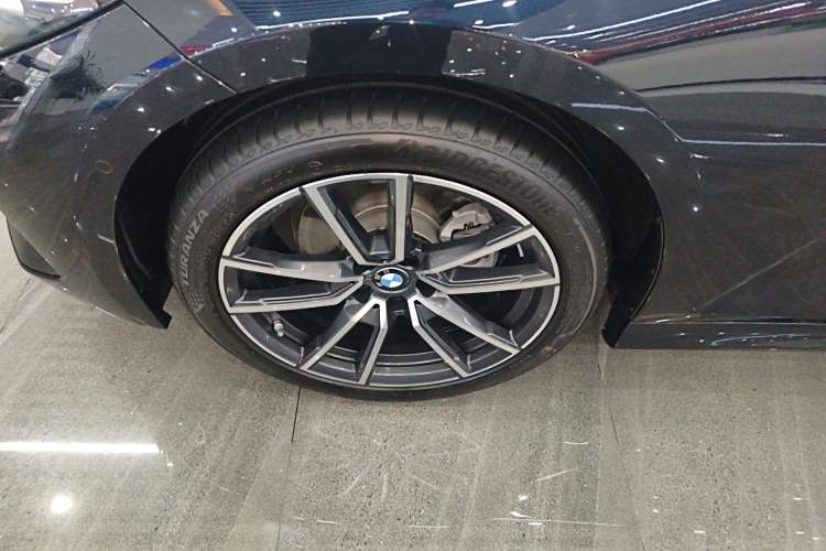 Used BMW 3 Series 2025 325Li M Sport Package