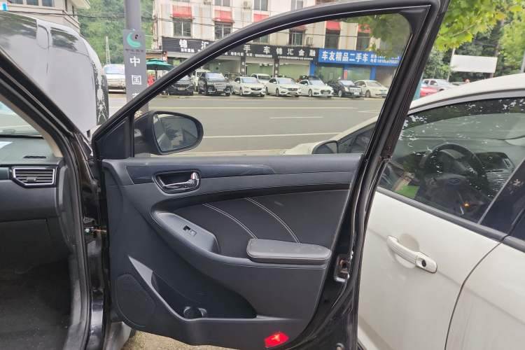 Used Dongfeng Fengon 580 2017 1.5T CVT Comfort Model