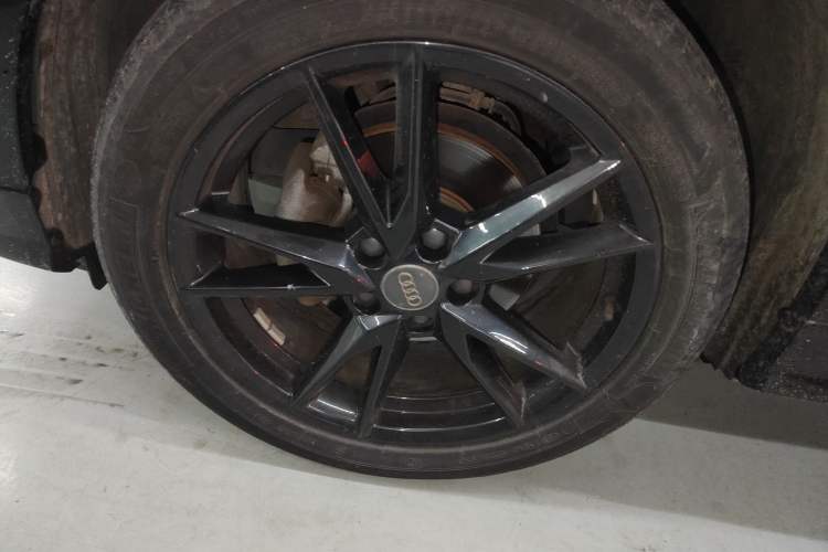 Used Audi Q2L 2018 35 TFSI Launch Exclusive Edition China VI
