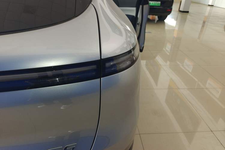 Used XPeng G6 2023 580 Long-Range Pro