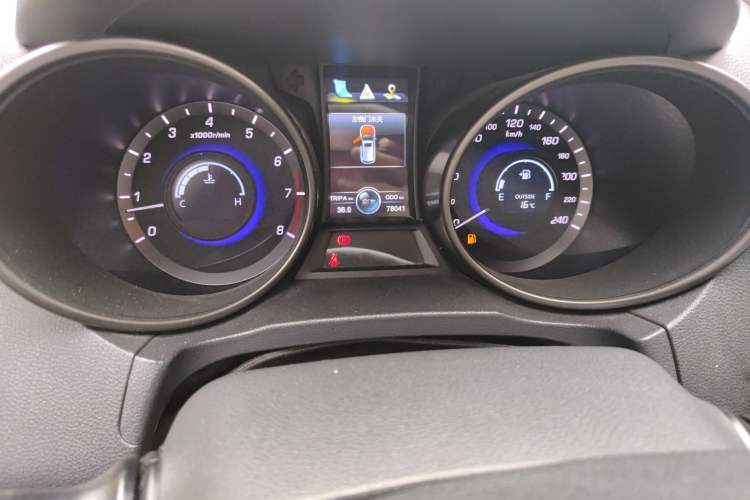 Used Changan CS75 2016 1.5T Manual FENGSHANG Model