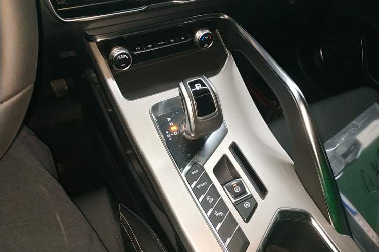 Used Geely Auto Coolray 2019 260T DCT Knight China VI Standard