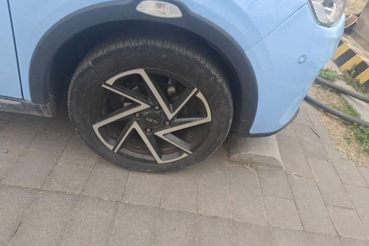 Used NETA AYA 2023 401 Right Front Wheel Hub