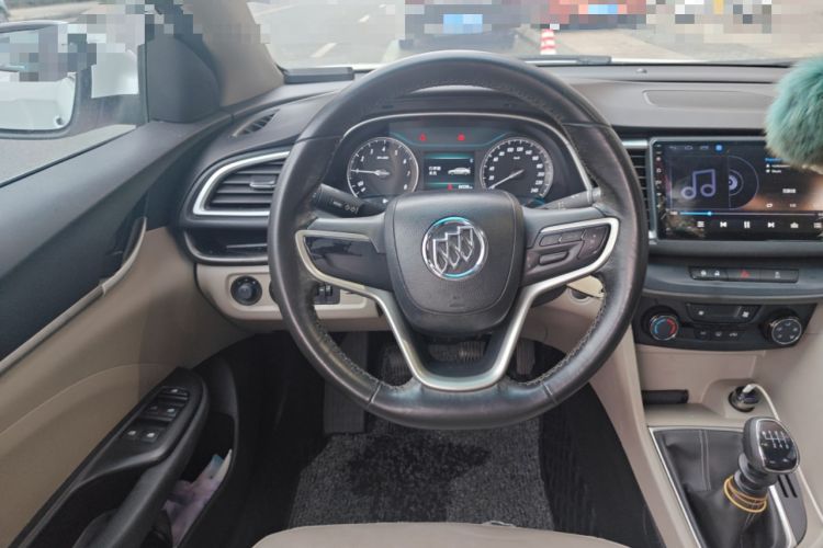 Used Buick GT 2018 15T Manual Elite Version China V Standard Steering Wheel