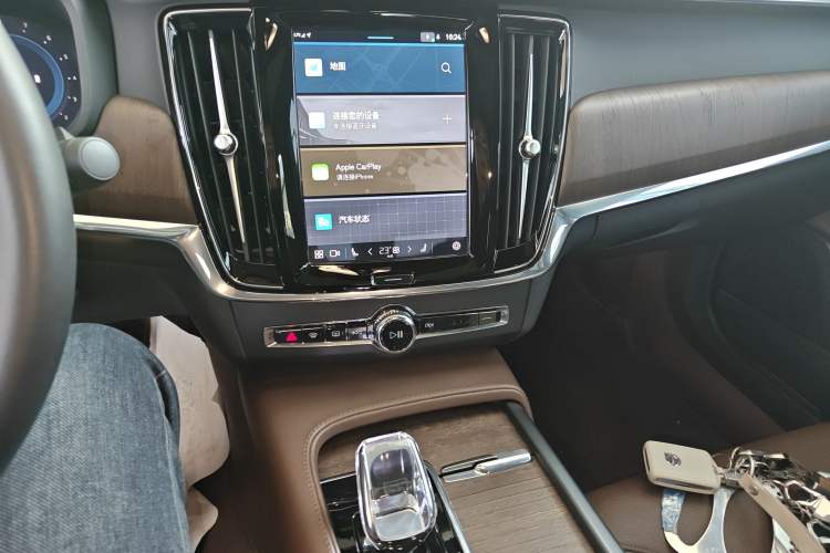 Used Volvo S90 2024 B5 Zhiyuan Luxury Edition