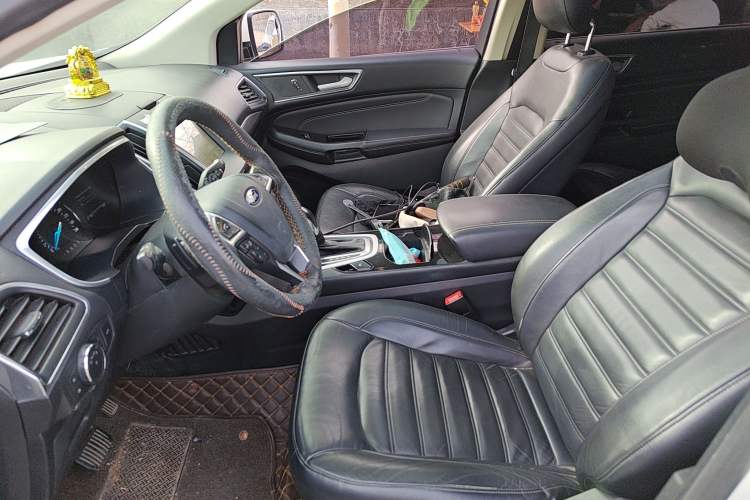 Used Ford Edge 2016 EcoBoost 245 Two-Wheel-Drive Titanium 7-Seater