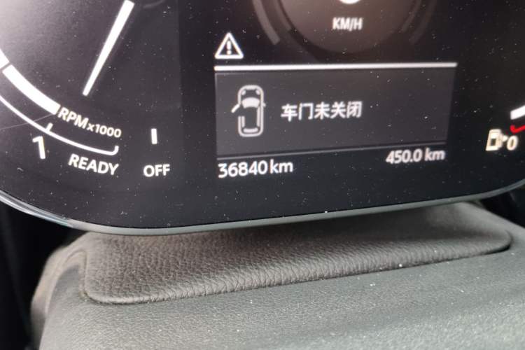 Used MINI Clubman 2021 2.0T COOPER S Odometer Close Up