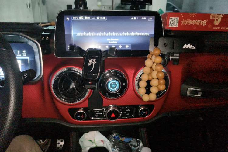 Used BAIC Off-Road BJ40 2018 PLUS 2.3T Automatic Four-Wheel Drive Premium Edition China V
