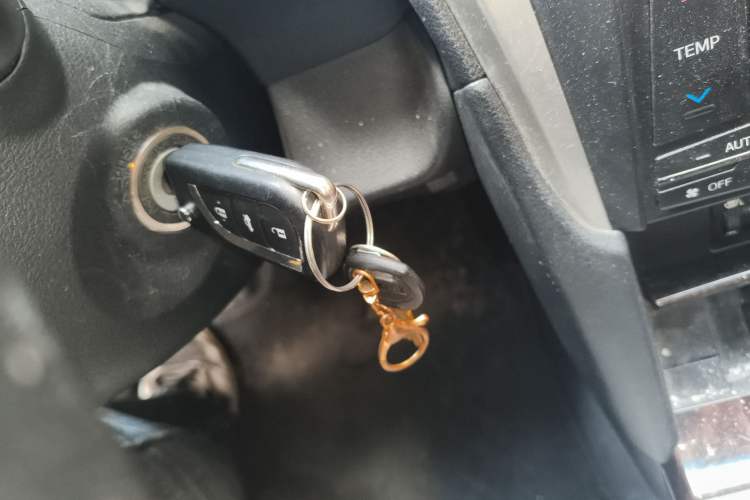 Used Toyota Camry 2015 2.0G Premier Edition