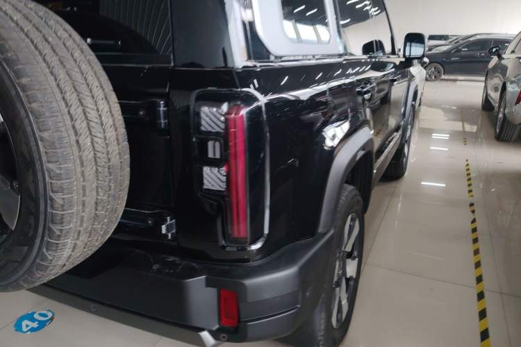 Used BAIC Off-Road BJ40 Electric Drive 2025 Advanced Edition
