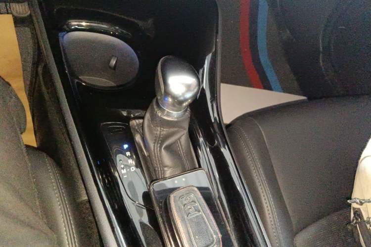 Used Toyota IZOA 2018 2.0L Yichi Edition China V Standard
