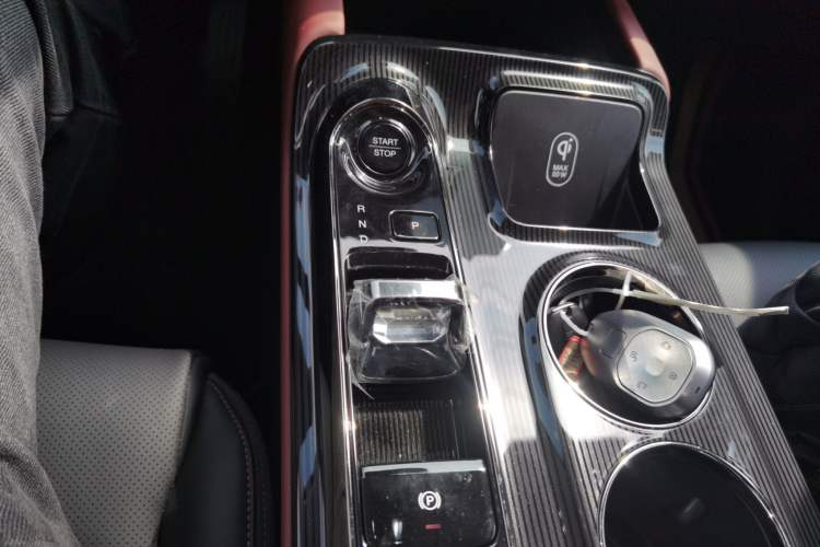 Used GAC Trumpchi E8 New Energy 2024 150km MAX+ Gear Lever