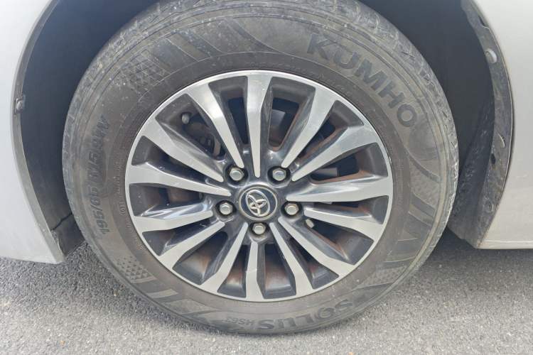 Used Toyota Corolla 2017 Revised Version 1.2T S-CVT GL
