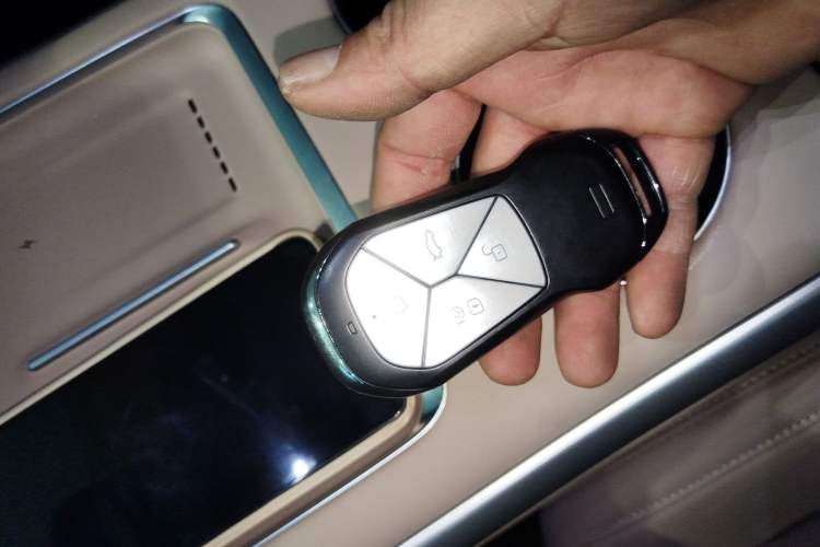 Used XPeng G9 2025 625 Long-Range Max
