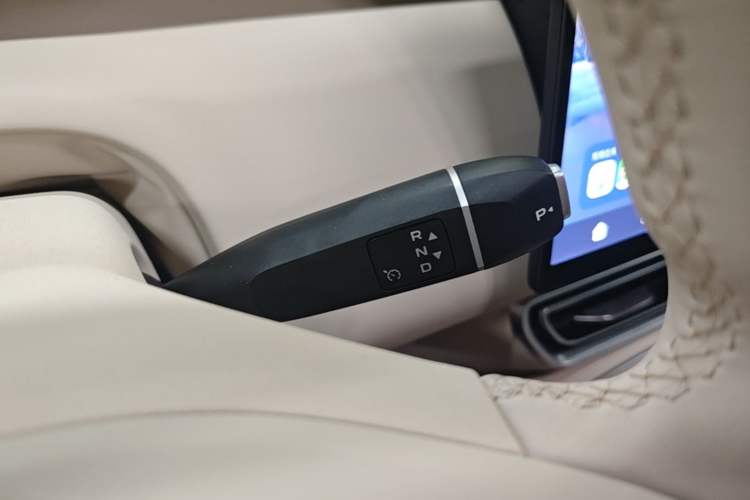 Used Deepal S09 2025 Four-Wheel Drive Ultra+ Custom Edition
