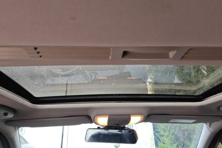 Used Mercedes-Benz C-Class 2011 C 180K Classic model Headliner