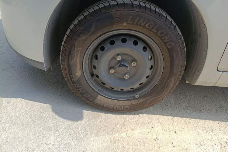 Used Wuling Hongguang New Energy 2024 All-Electric Model 300KM Standard Version
