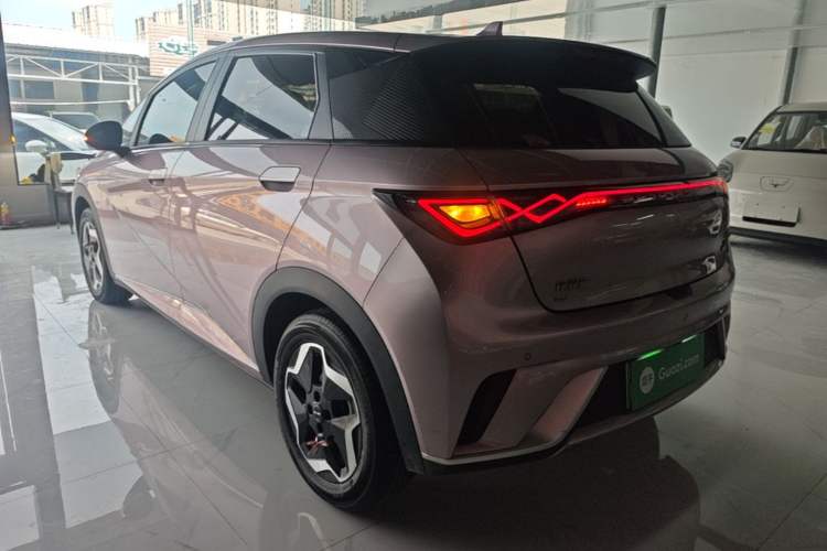 Used BYD Dolphin 2021 405 km Fashion Edition Rear Left 45 Deg