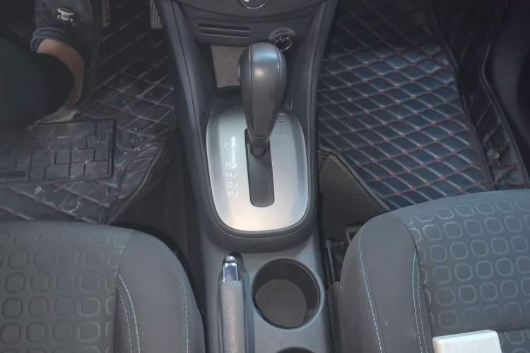 Used Chevrolet Trax 2016 1.4T Automatic Two-Wheel Drive Comfort Version with Sunroof