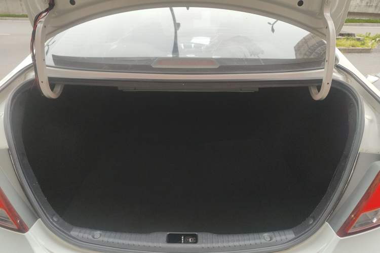 Used Hyundai Verna (older generation) 2014 1.4L Automatic Smart GLS