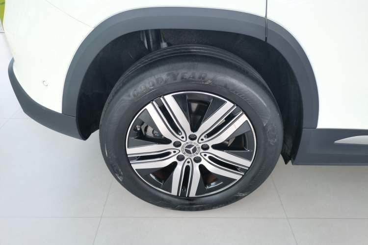 Used Mercedes-Benz EQA 2022 EQA 260 Right Rear Wheel Hub