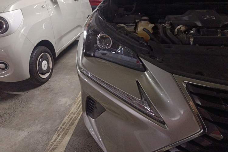 Used Lexus NX 2018 300 Front-Drive Freeline Edition
