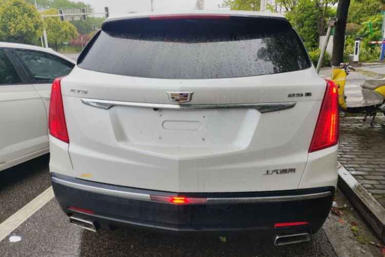 Used Cadillac XT5 2016 25T Luxury Model
