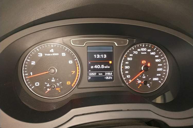 Used Audi Q3 2015 35 TFSI quattro Technology Edition Instrument Cluster