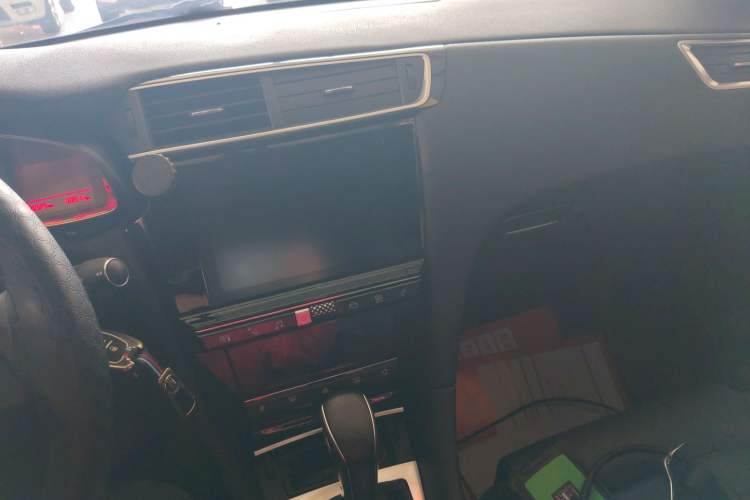 Used DS 4S 2018 30THP Enjoyment Model