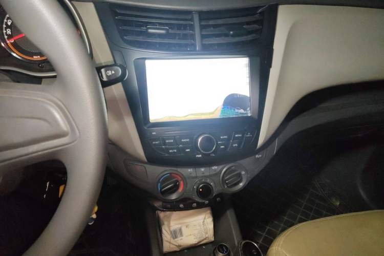 Used Chevrolet Sail 2015 Sail 3 1.3L AMT Ideal Edition