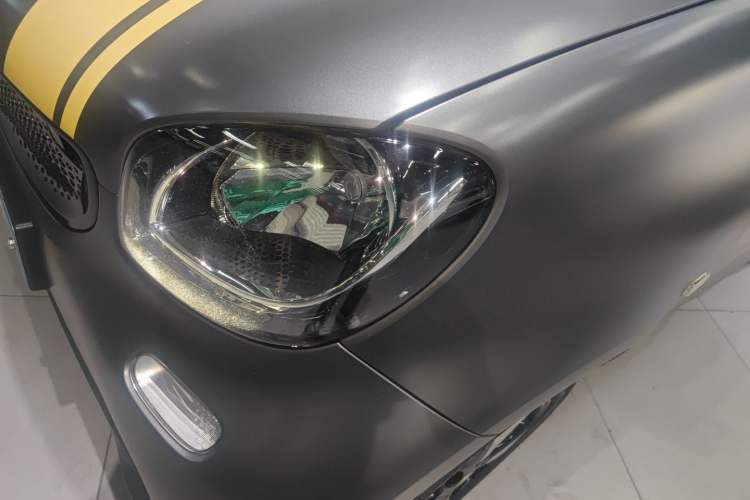 Used smart fortwo 2018 1.0L 52kW Hardtop Passion Edition China V Standard