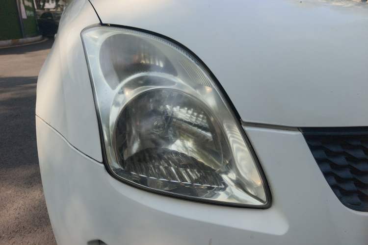 Used Suzuki Swift 2013 1.3L Manual Value Edition
