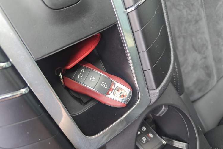 Used Porsche Macan 2018 Macan 2.0T