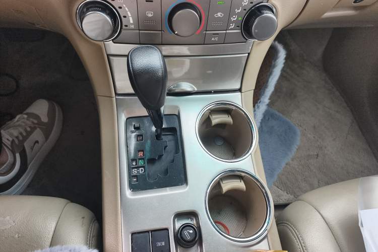 Used Toyota Highlander 2012 2.7L 2WD 5-Seater Elite Edition
