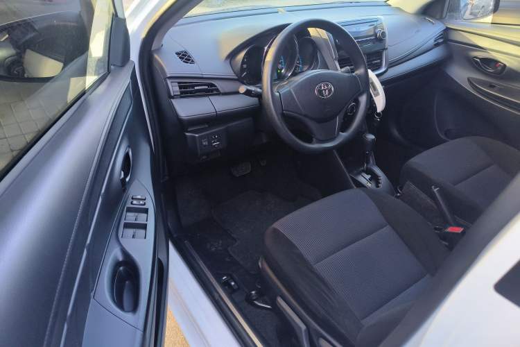 Used Toyota YARiS L Zhi Xiang 2017 1.5E CVT Dynamic Edition Driver Seat