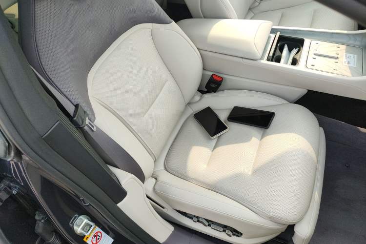 Used Avatr 12 2023 650 Three-Laser Four-Wheel Drive Performance Edition Right Front Seat